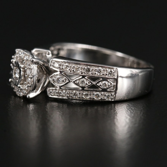 🚫SOLD🚫14K Diamond Halo Illusion Wedding Set ❤💍 - Picture 4 of 8